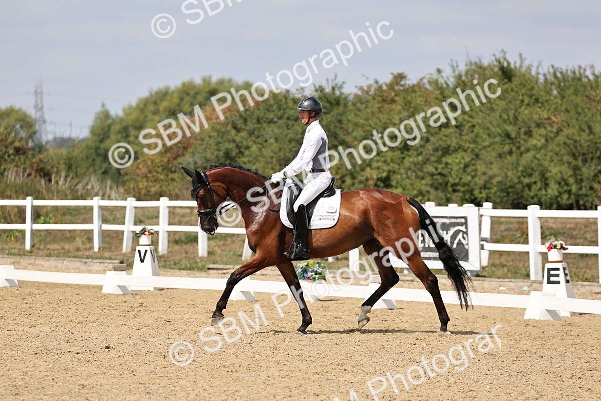 SBM_018764 - Class 16 - Novice 5 - 12.08-13.11