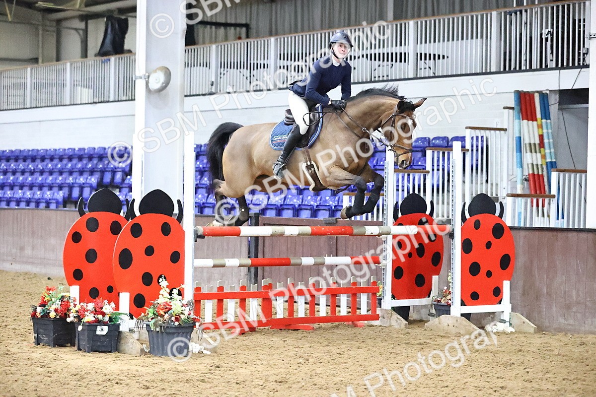 SBM_002422 - Class 11 - Senior Foxhunter - 1.20m