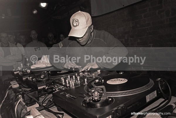 25 - DJ Q Bert @ Sankeys Soap 09.07.02