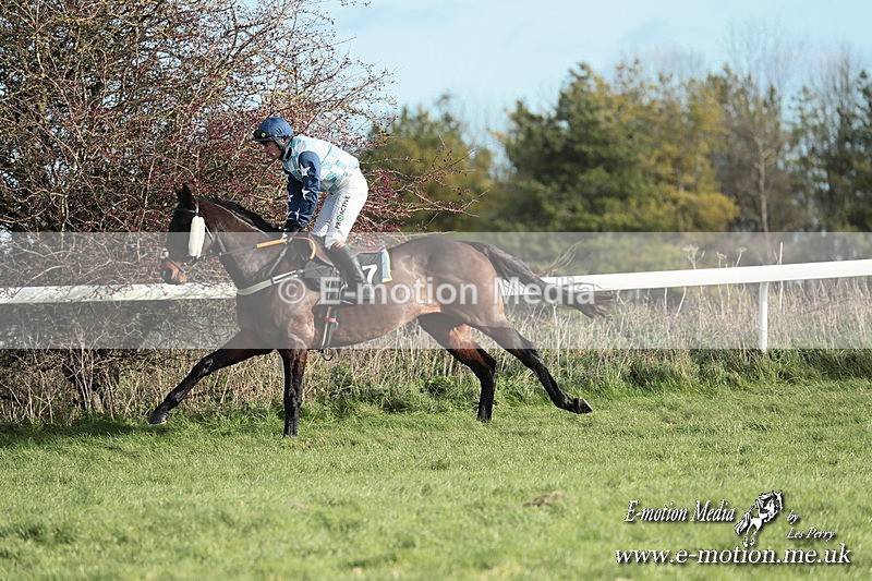 PtP 301125  0253 - Hursley Hambledon Point-to-Point Larkhill Racecourse 30/12/2025