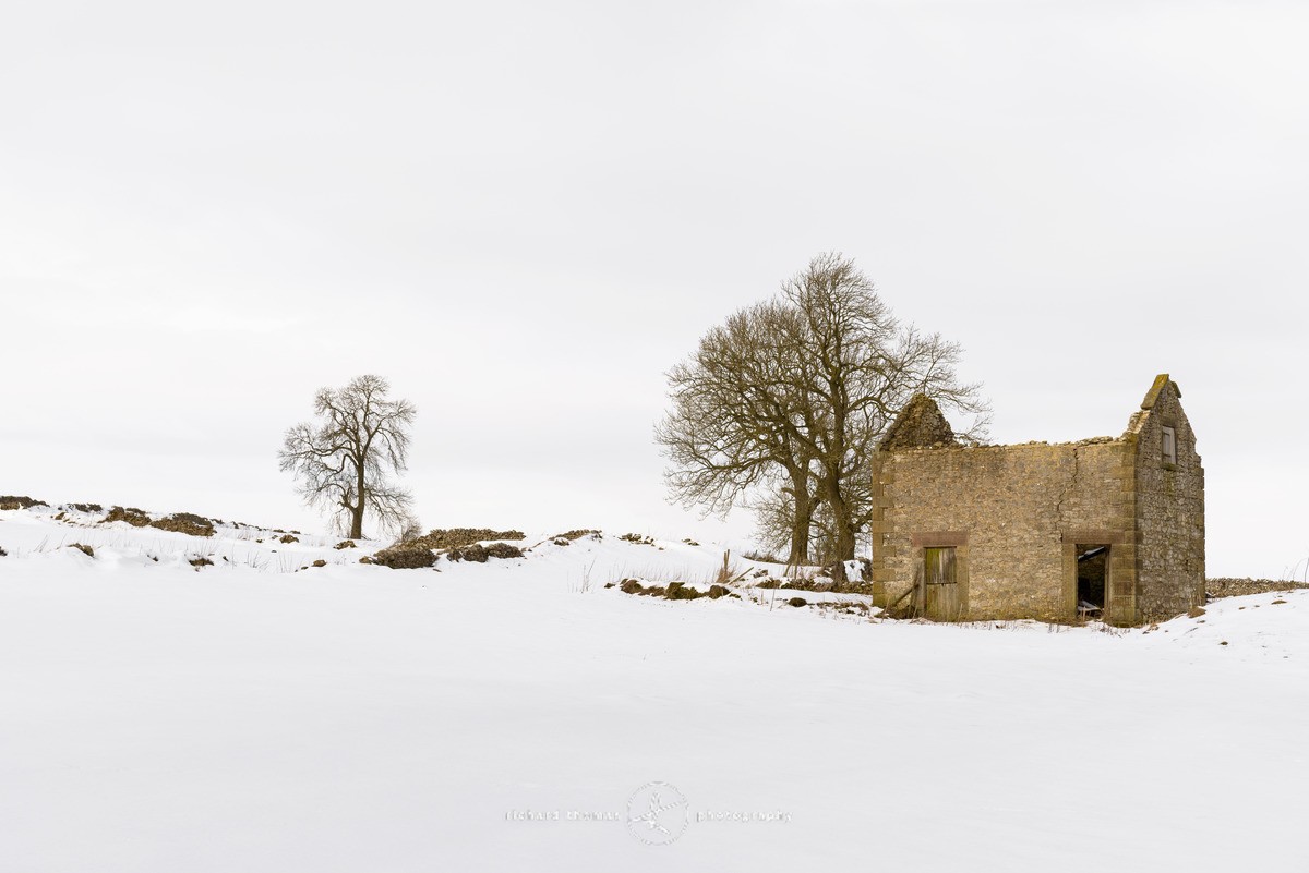 Calcite barn - White Peak Field Barns