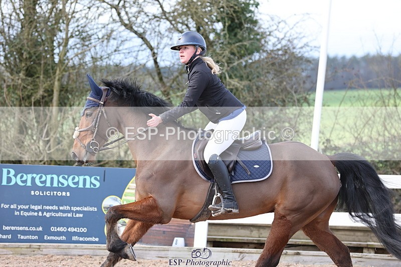 240223A-115126-00968 - Cls 4 Snr 1.05m Open