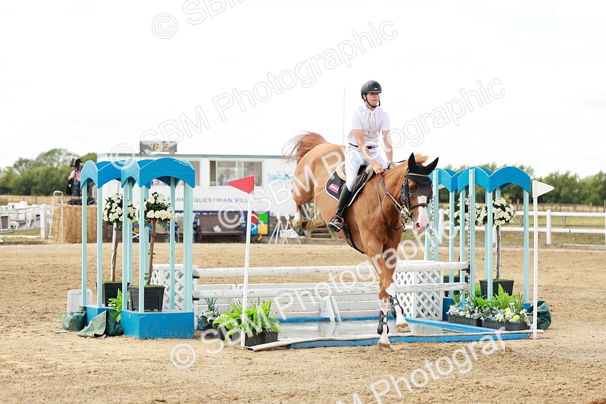 SBM_018786 - Class 21 - Senior Newcomers Championship 2d Rd