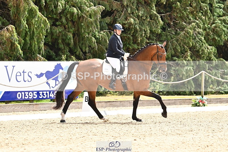 250808A-154541-01379 - 006-Katherine.CarneCalcourt.Romancier