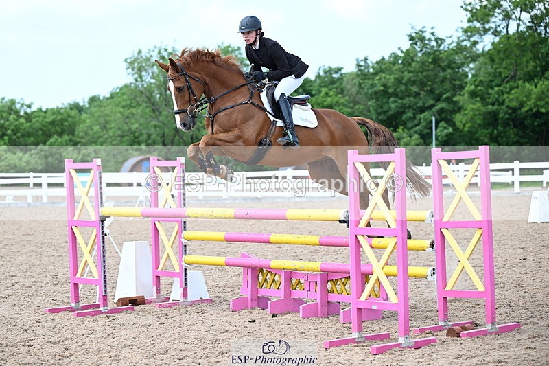 240605A-150748-00896 - Cls 4 Newcomers and 1.10m Open