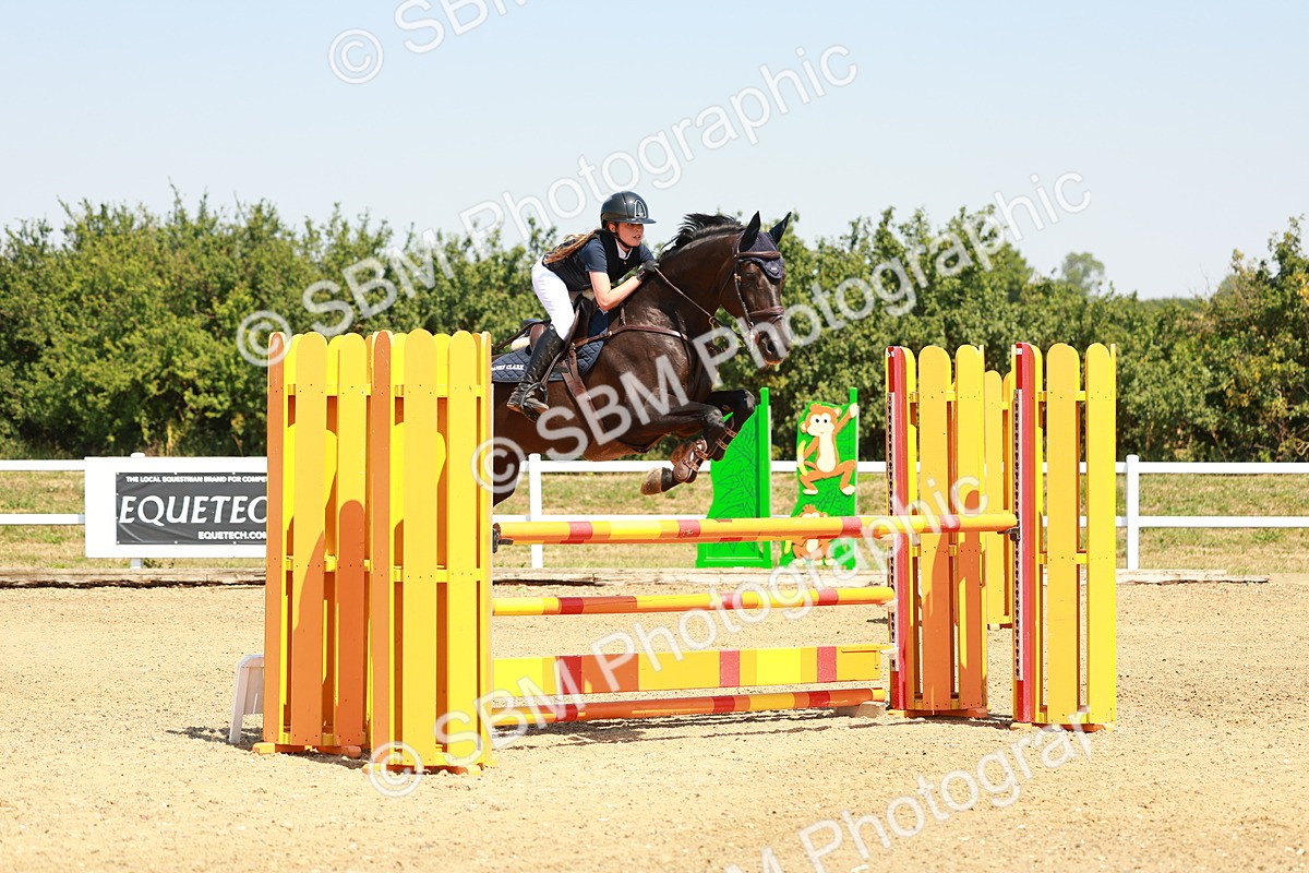 SBM_001366 - Class 4 - Senior Newcomers - 1.10m