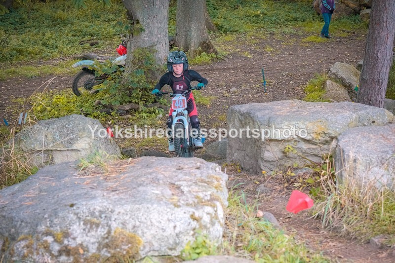 DSCF0376 - Ripon MC Trial 27/09- kids