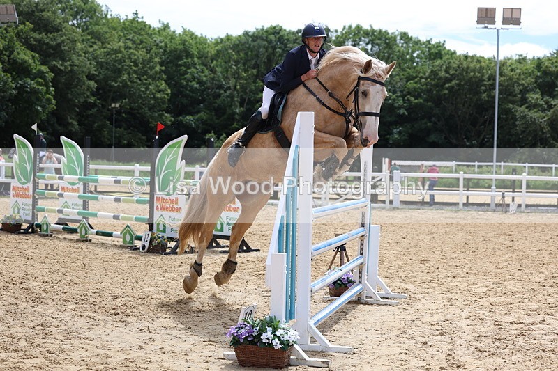 3E7A7292 - Class 7: Senior 1.05m