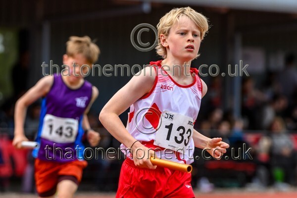 Relays25-926195 - Track Male Set Two