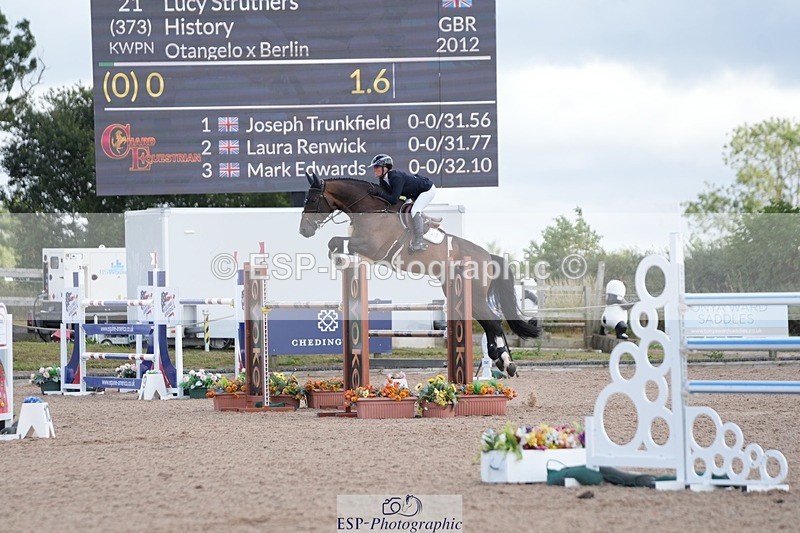 250720-161032-21105 - Cls 4, 3 Star Small Tour