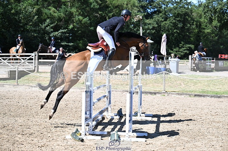 260705A-105346-19076 - Cls 51 5 Year Olds Jump Off