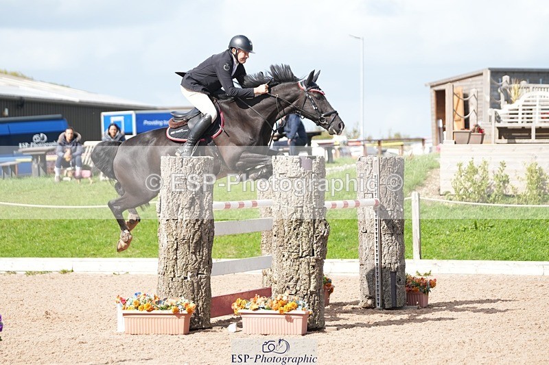 250913-143352-07570 - Cls 18 National 1.30m Open