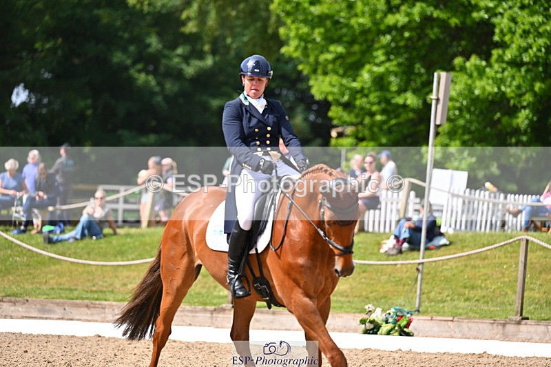 250523A-110510-06207 - C-276-Sammi.Birch-ROSAS.PARTY