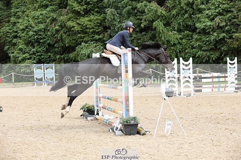 240711-124101-27232 - Cls 122 1.10m Amateur Quali