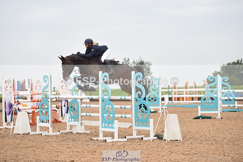 230916A-104658-03909 - Cls 14 Snr Foxhunter