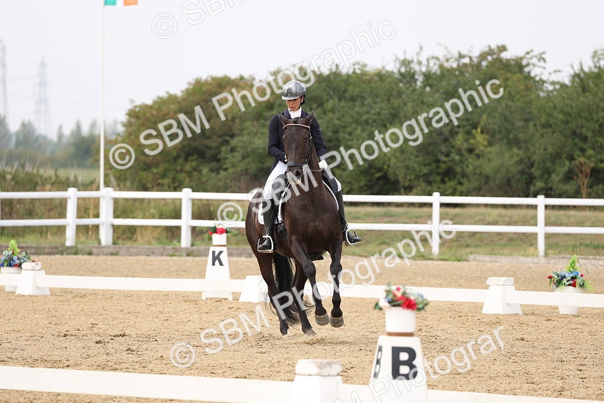 SBM_007581 - Class 9 - FEI INT I - 14.57-15.45