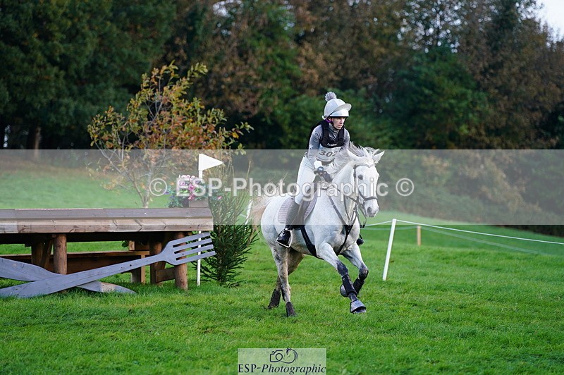 251025A-090604-15833 - D-302-Emma.Farrar