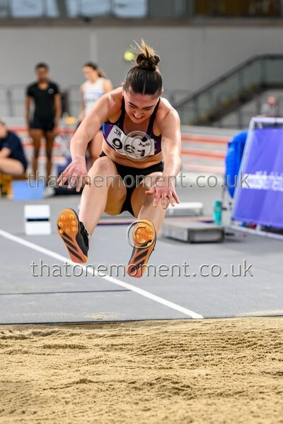 SeniorInd25-911703 - Field Female