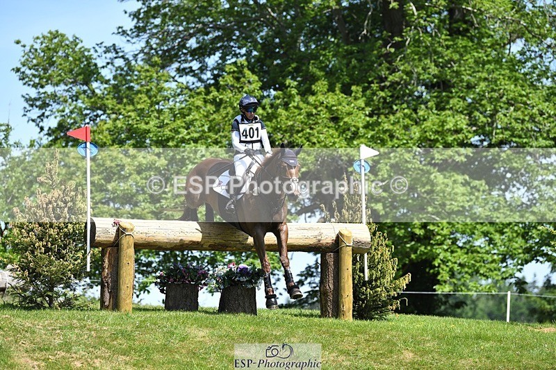 230528-105543-16393 - 401-BLING-Laura_Collett-XC