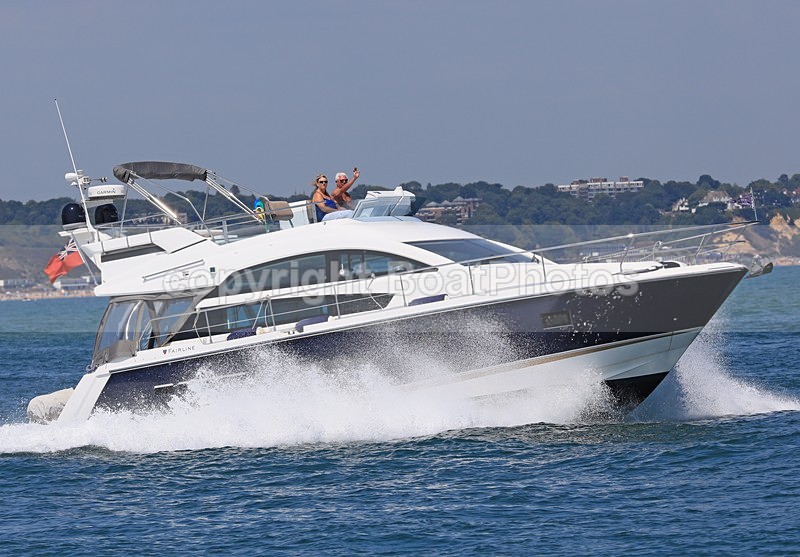 170618 NAVIGATOR - FAIRLINE SQUADRON 1Y3A6362 - Flybridge Cruisers