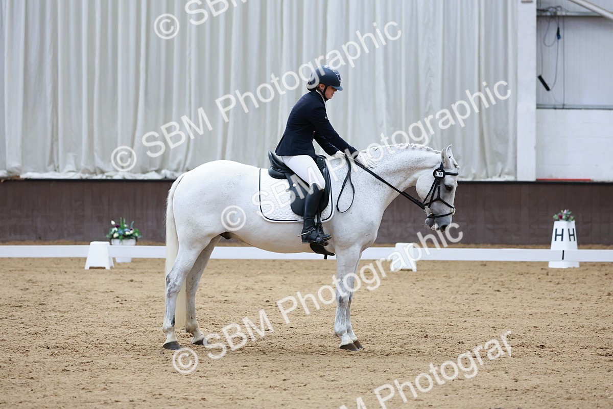 SBM_008425 - Class 6b - Novice 6 - 9.28-10.41