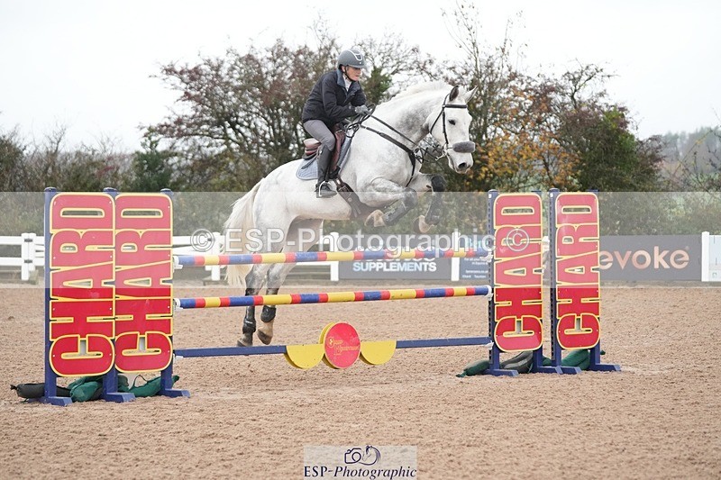 251107-132029-01130 - Cls 6 Foxhunter and 1.20m Open