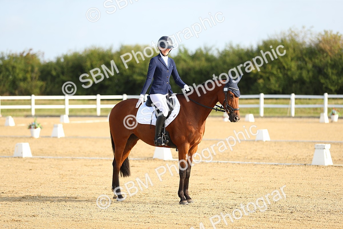 SBM_014967 - Class 13 - Novice 23 - 8,30-9.33