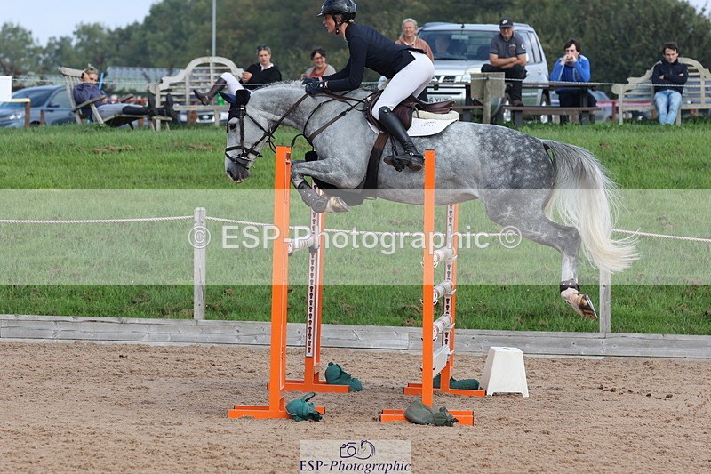 230915A-105544-01585 - Cls 2 Snr Foxhunter