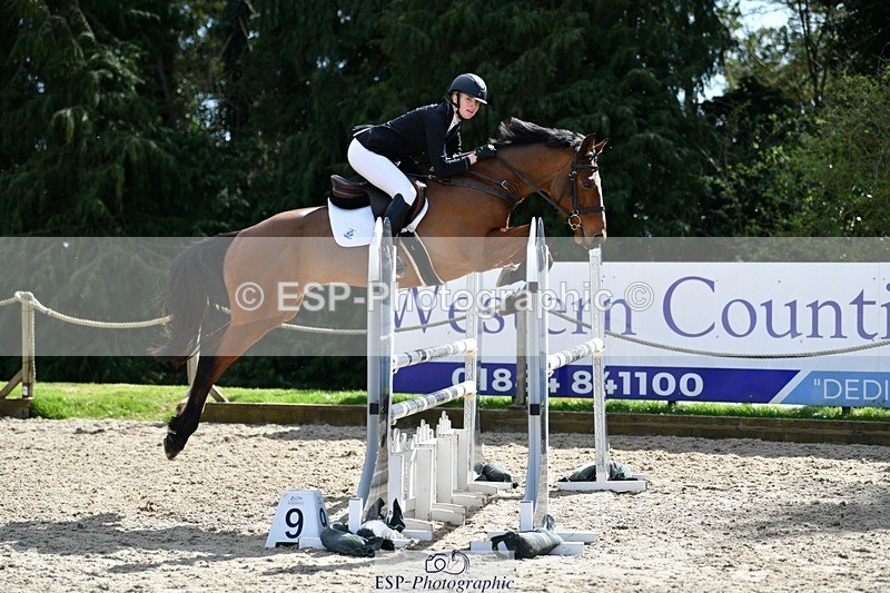 240324-130851-02796 - Cls 9 Snr 1.05m Open