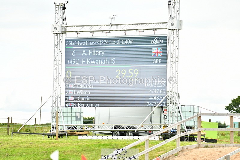 230720A-145508-03621 - Cls 9, 2 Star Big 1.40m Start to break