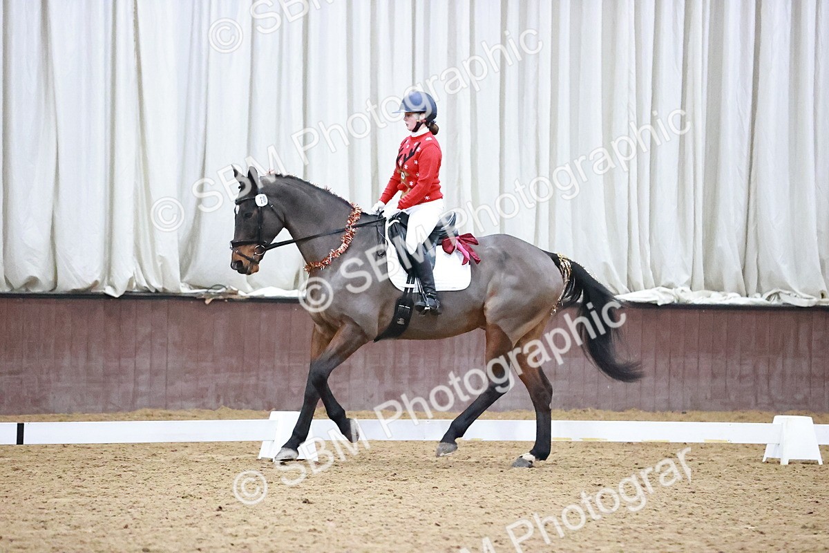 SBM_001806 - Class 9 - Novice 4