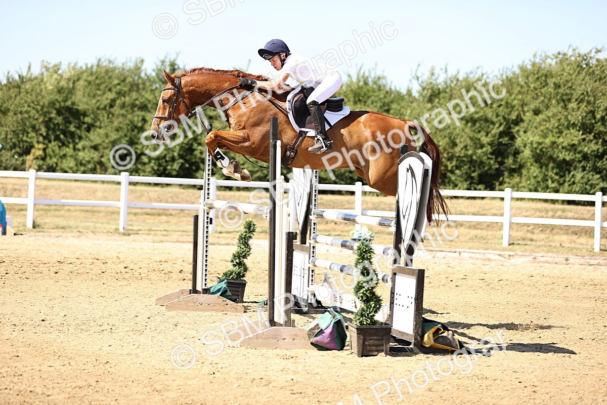SBM_015474 - Class 16 - Senior foxhunter - 1.20m Open
