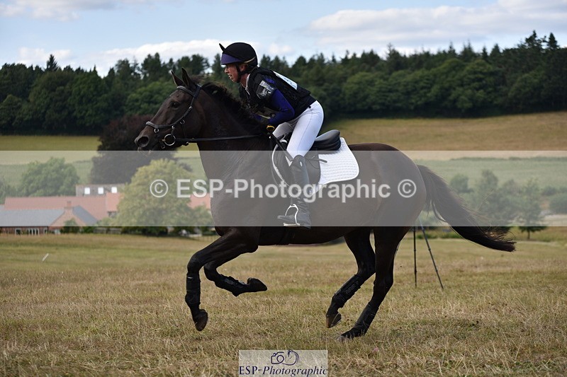 250802A-174456-08780 - H-352-Emma.Hurworth-STEREN.OF.AVALON