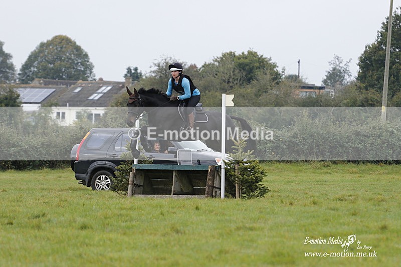  WWHT 171021 1085 - Open Novice (0.80m)  17/10/21