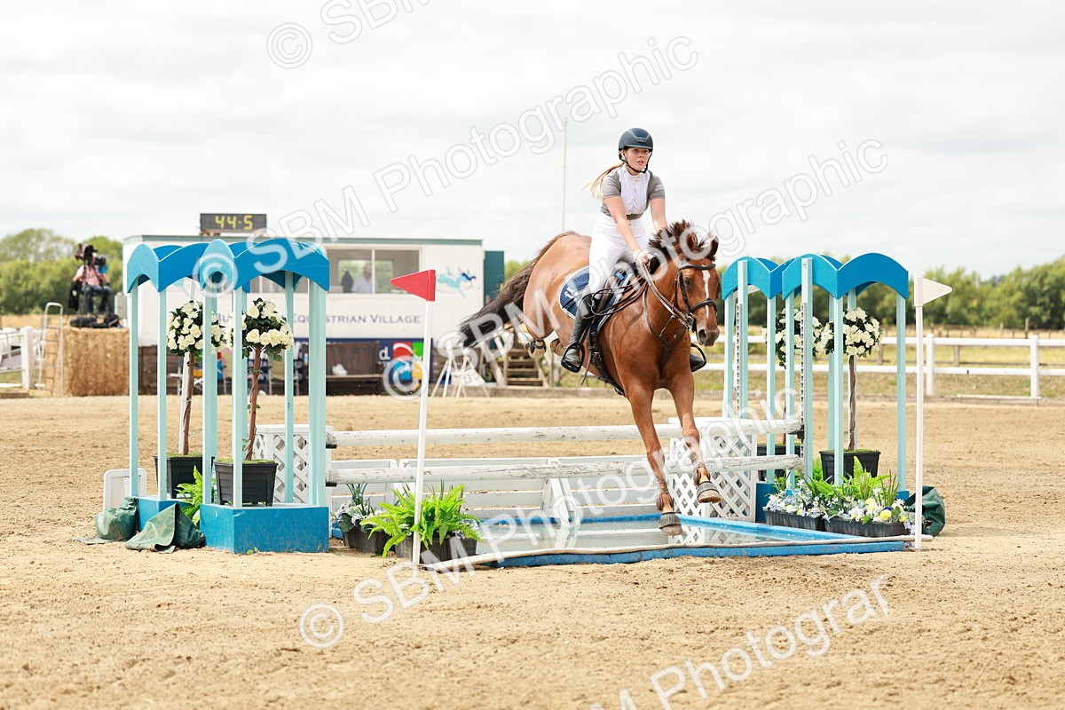 SBM_018353 - Class 21 - Senior Newcomers Championship 2d Rd