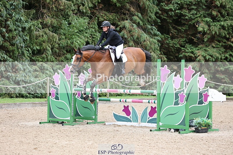 250705A-172454-16474 - Cls 37 1.05m Amateur Quali