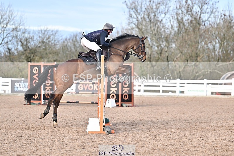 251126-123059-00467 - Cls 4 Newcomers and 1.10m