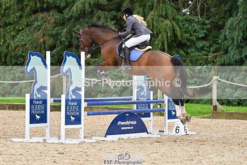 230930-155044-01224 - Cls 8 90cm Club