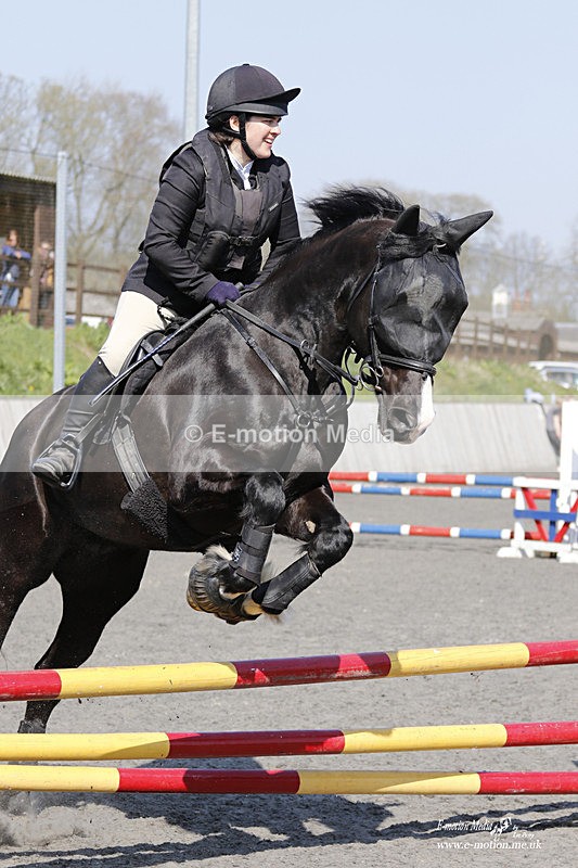 _EST0906 - Bourne Valley Riding Club Winter Showjumping 27/03/22