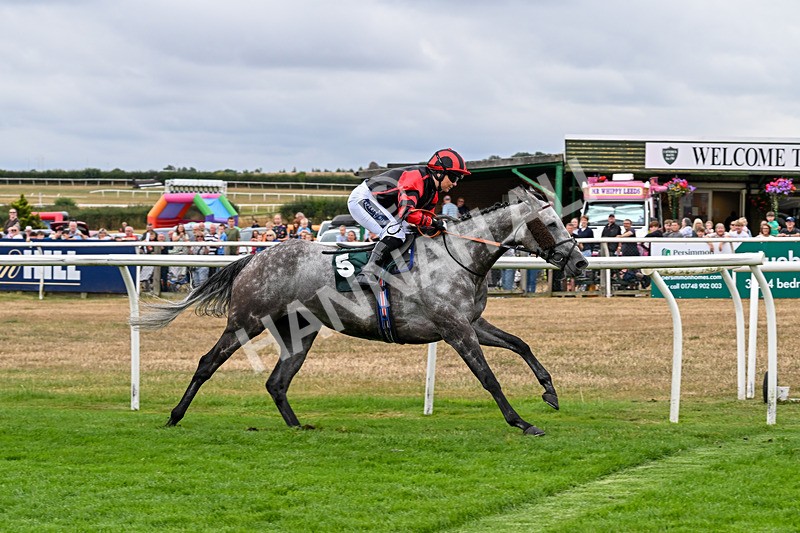 170826-Race 1-Stellarmasterpiece-8855 - Race 1 14.15pm Download The Raceday Ready App Amateur Jockeys' Handicap