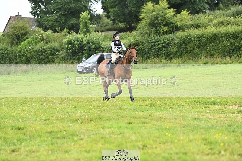 240630-124639-01106 - 928-Hannah_Jolliff-Maskerade