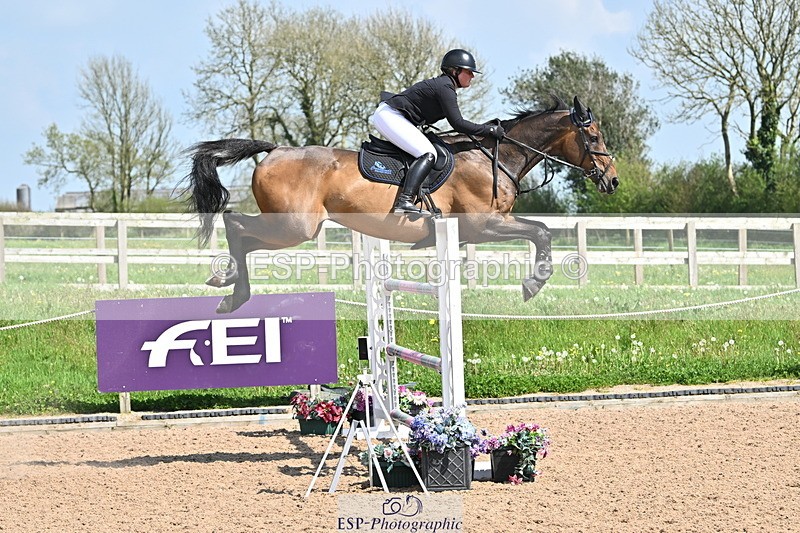 240509A-150726-02660 - Cls 11 National 1.40m Open