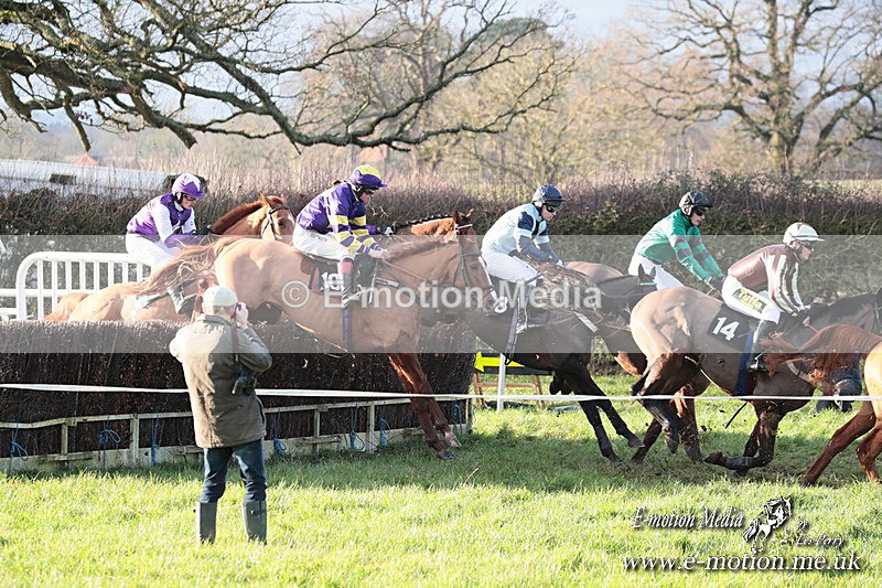 PtP 291224 821 - Harkaway Club PtP Chaddesley Corbett 29/12/24