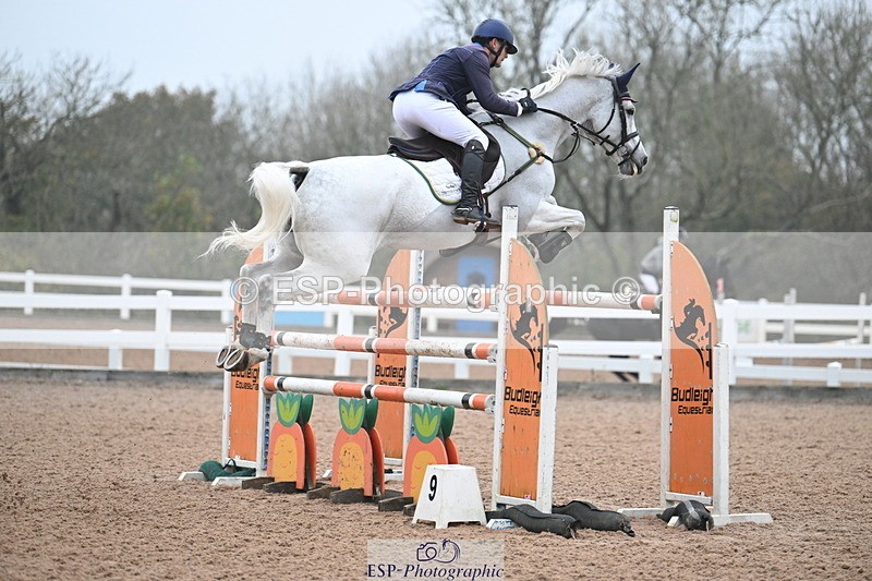 241102A-152503-06092 - SAT Cls 17 National 1.30 & 1.40m