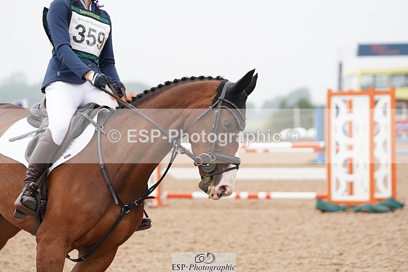 240901A-094956-05469 - 359-Tilly.Conder-KINSALE.QUILANA.S