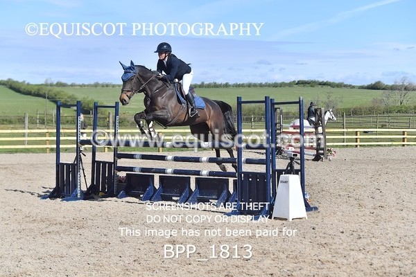 BPP_1813 - CLASS 19 SUN Senior Foxhunter/ 1.20m Open