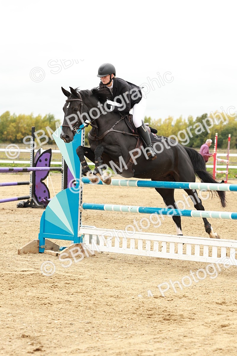 1I0A7907 - Class 4 - Senior Newcomers 1.10m