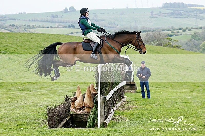 _LES3894a - Equestrian