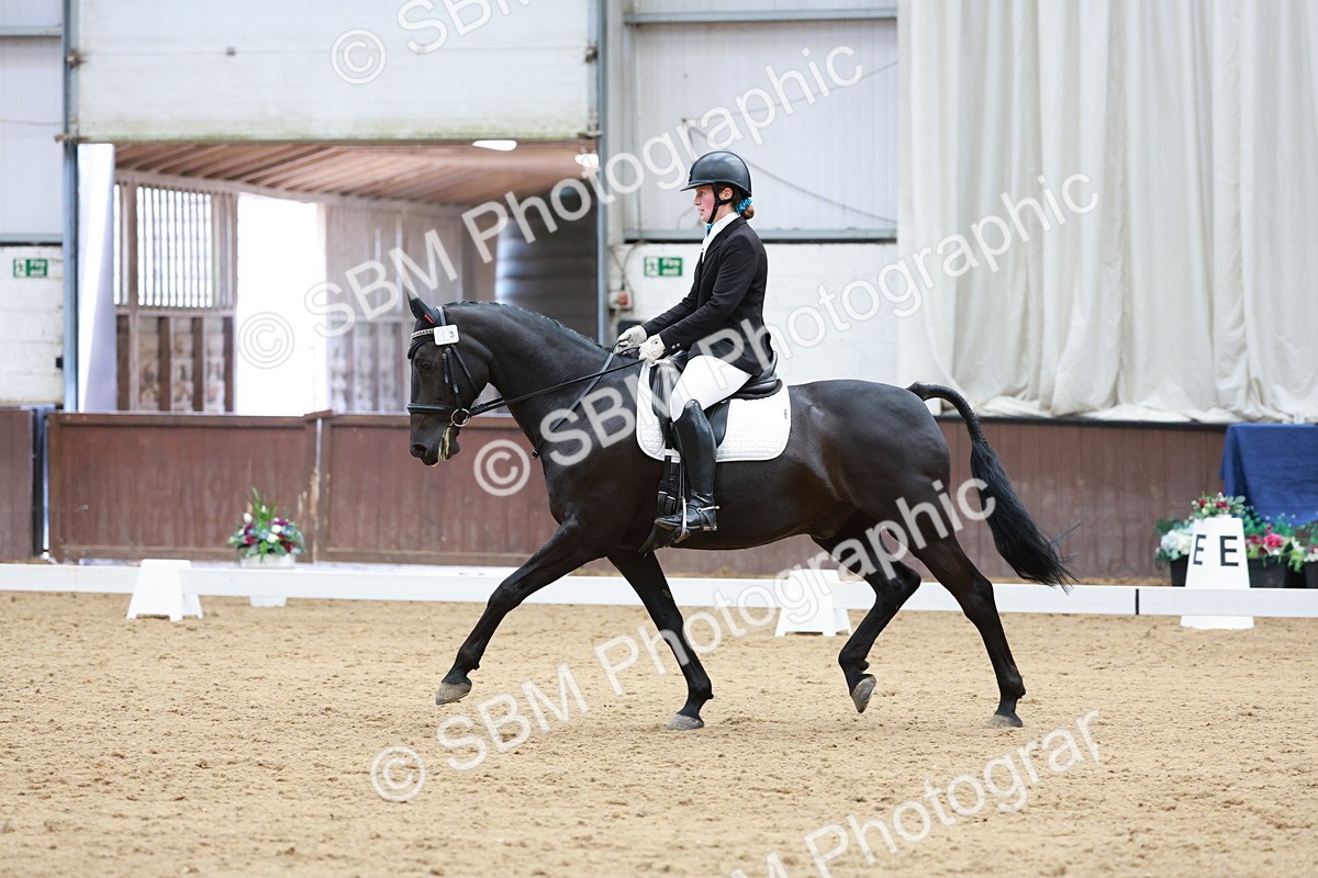 SBM_009928 - Class 6b - Novice 6 - 12.40-13.43