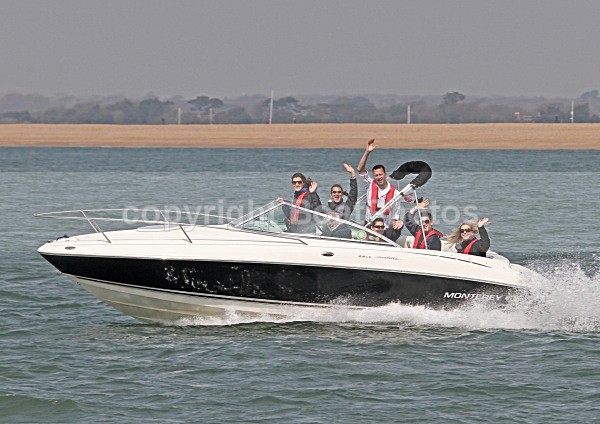 100424 FORTY KNOTS IMG_3451jpg - Motorboats - Open